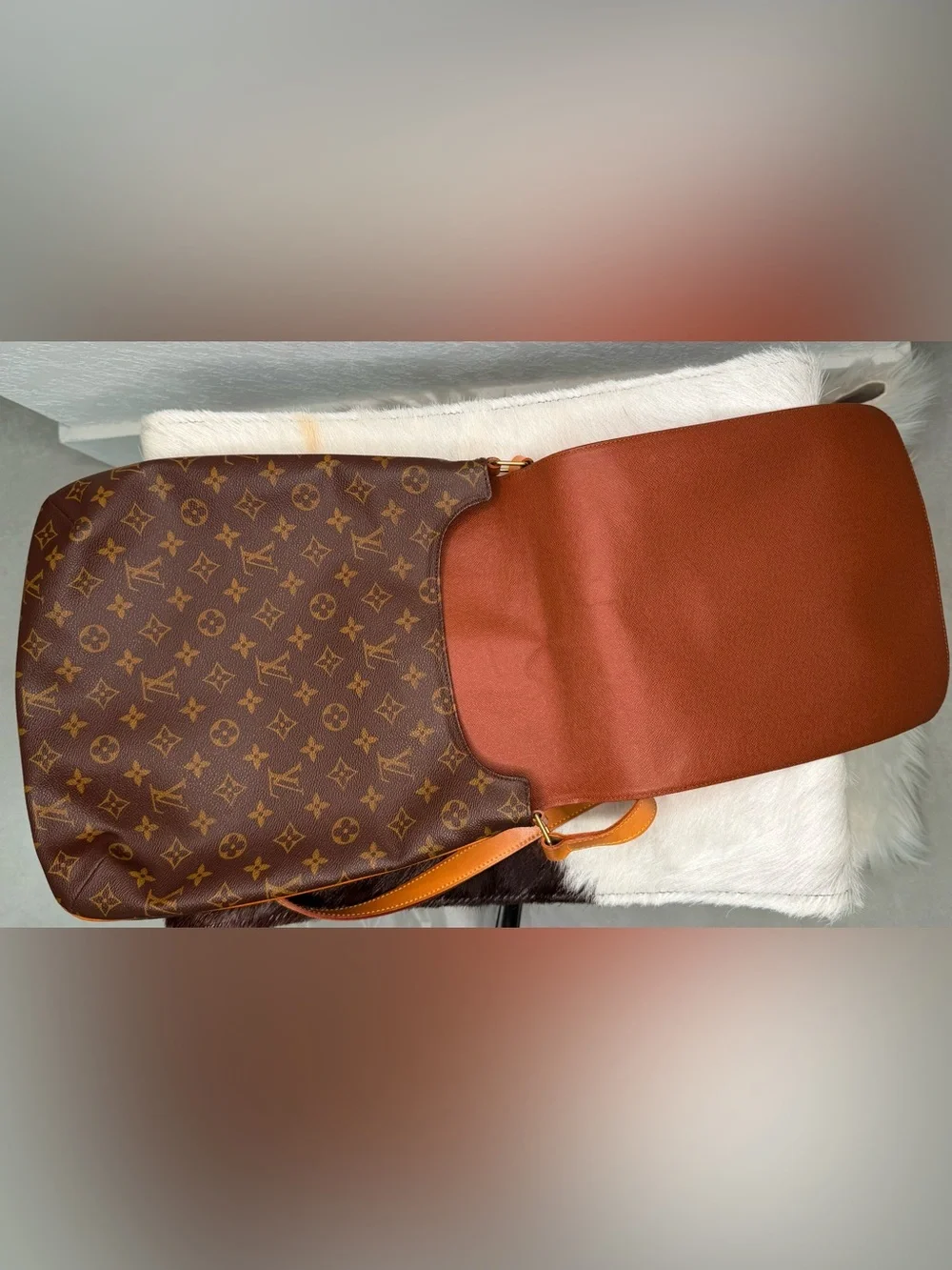 Louis Vuitton Musette Salsa GM Monogram Canvas Messenger 12.25” H Bag MΝ M51256